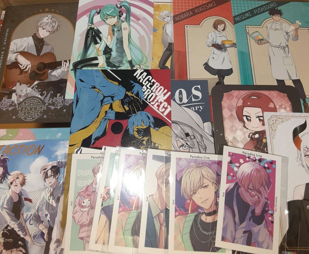 アニメグッズ 紙類・薄物 大量 まとめ売り 1500点