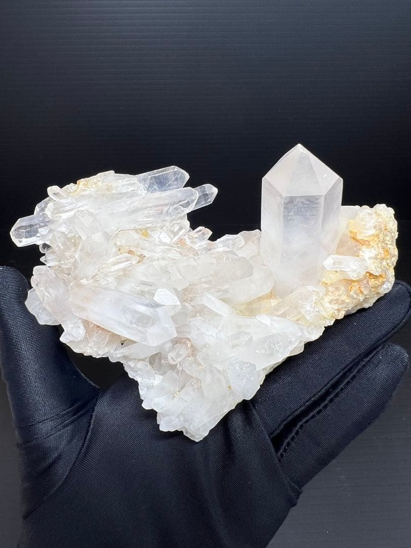 429 マダガスカル産水晶クラスター