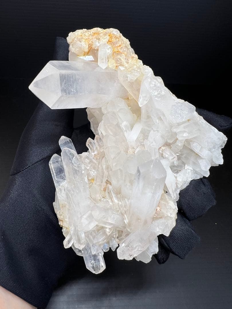 429 マダガスカル産水晶クラスター