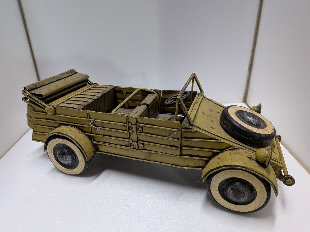 ブリキのジープ　2台