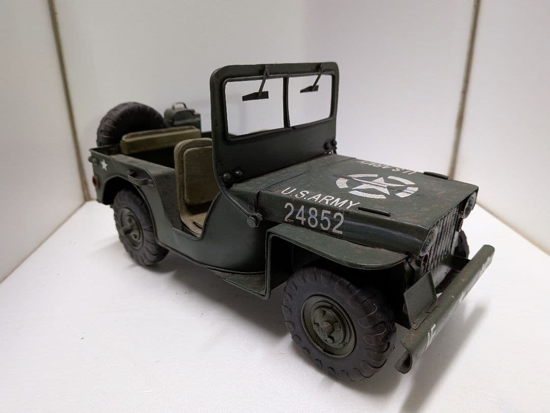 ブリキのジープ　2台