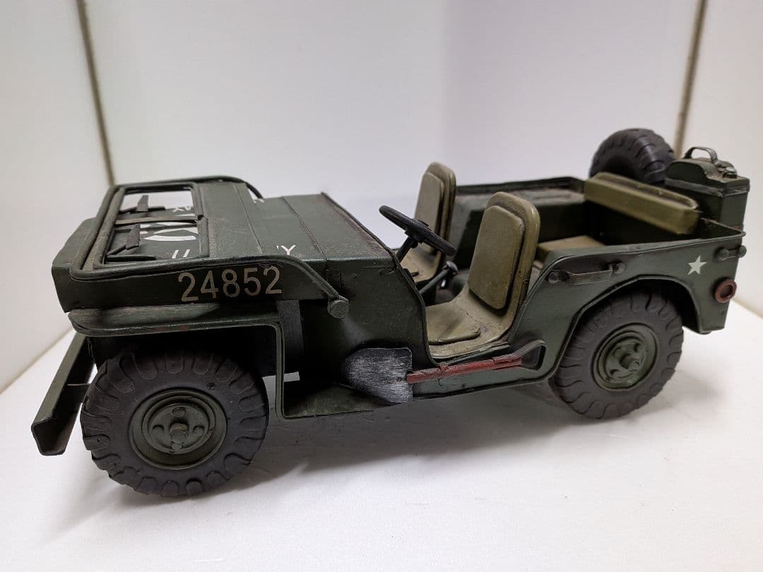 ブリキのジープ　2台