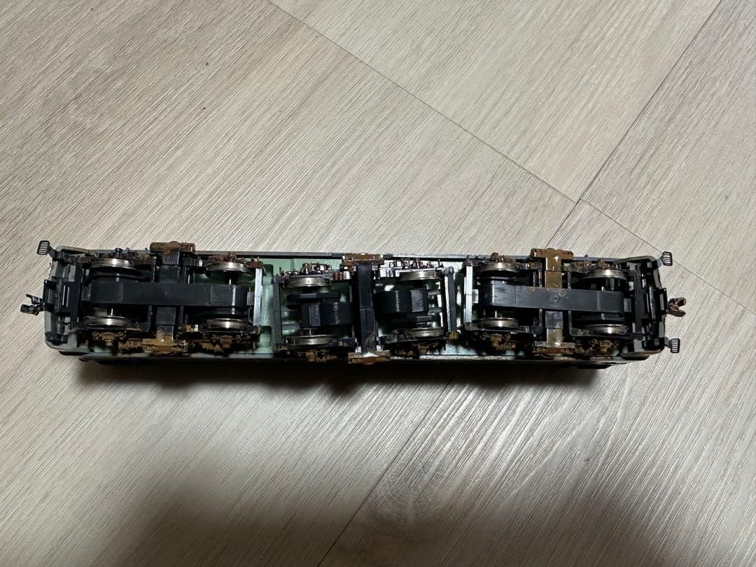 KATO HOゲージ　EF65 0番台　一般色　1-304 鉄道模型電気機関車