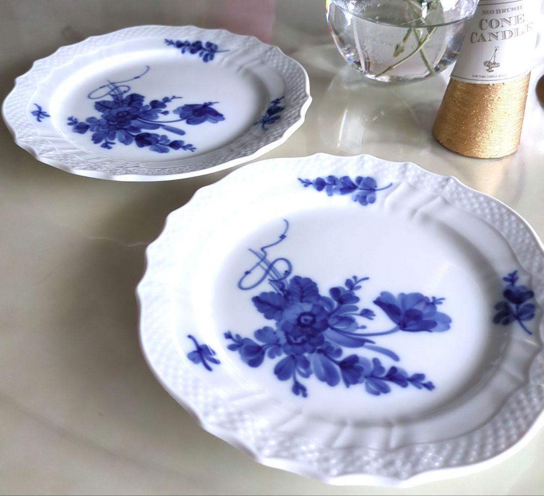 お値下げ *   * ブルーフラワープレート 2枚