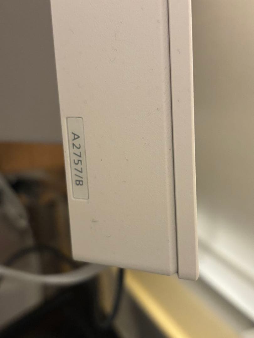 NEC LAVIE A2757/B第10世代i5 / 16GB /SSD 1TB