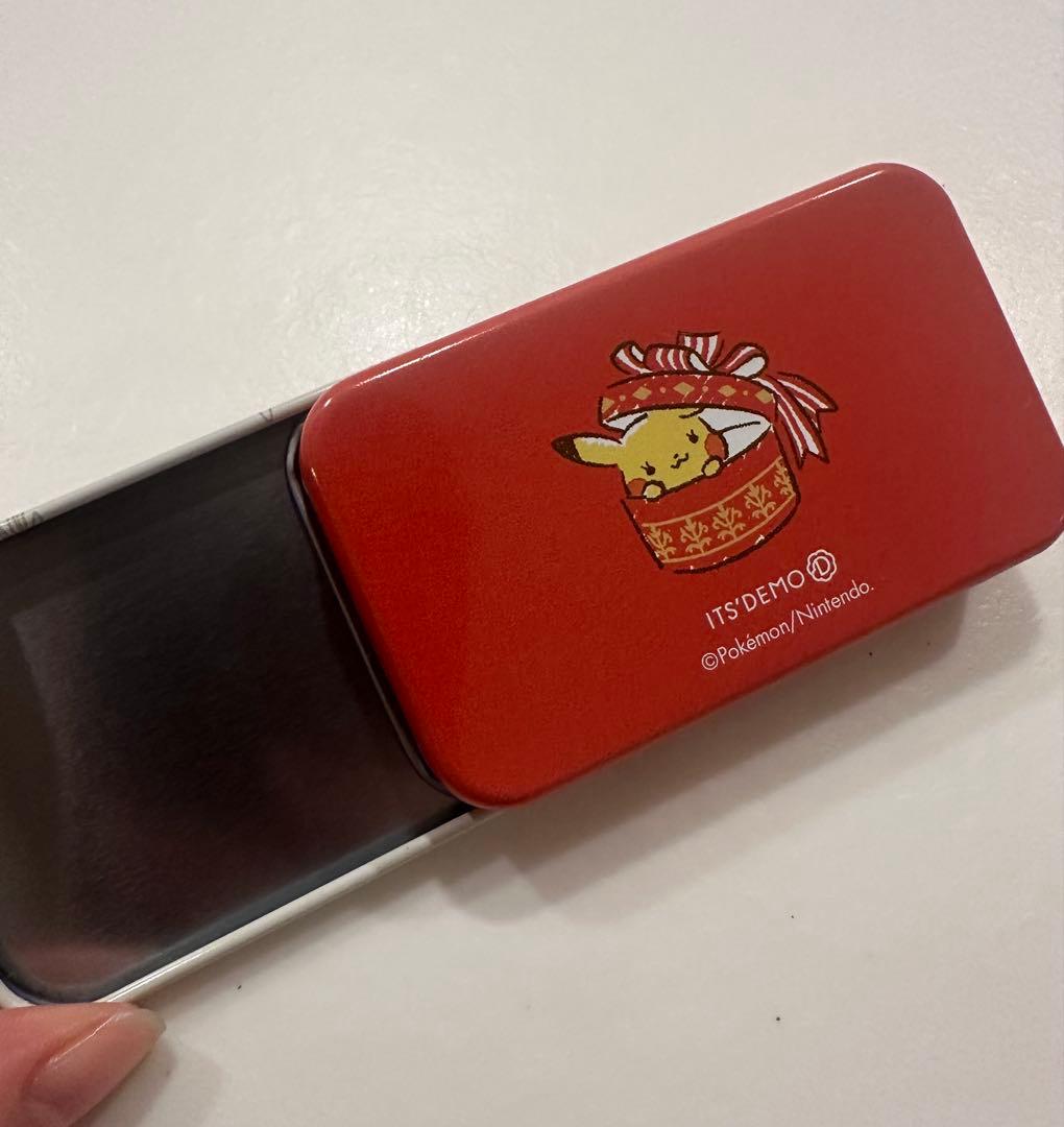 イッツデモ　ポケモン　クリスマスモチーフ　空き瓶　スライド缶　2点セット