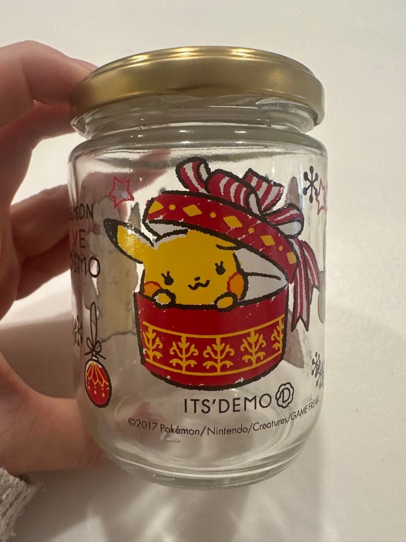 イッツデモ　ポケモン　クリスマスモチーフ　空き瓶　スライド缶　2点セット