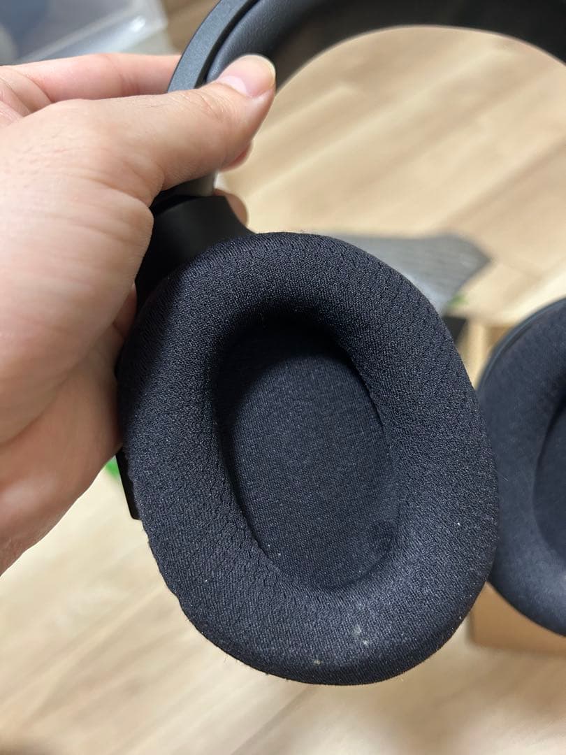 ヘッドホン Razer Barracuda X