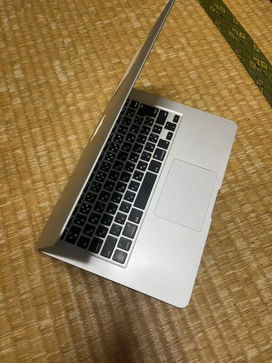 MacBook本体 Apple MacBookAir 13inch 4GB 2012