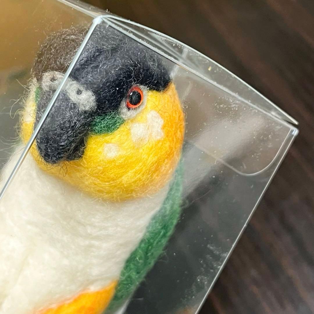 おかめのほっぺ. ズグロシロハラインコ バッグチャーム 羊毛フェルト ぬいぐるみ