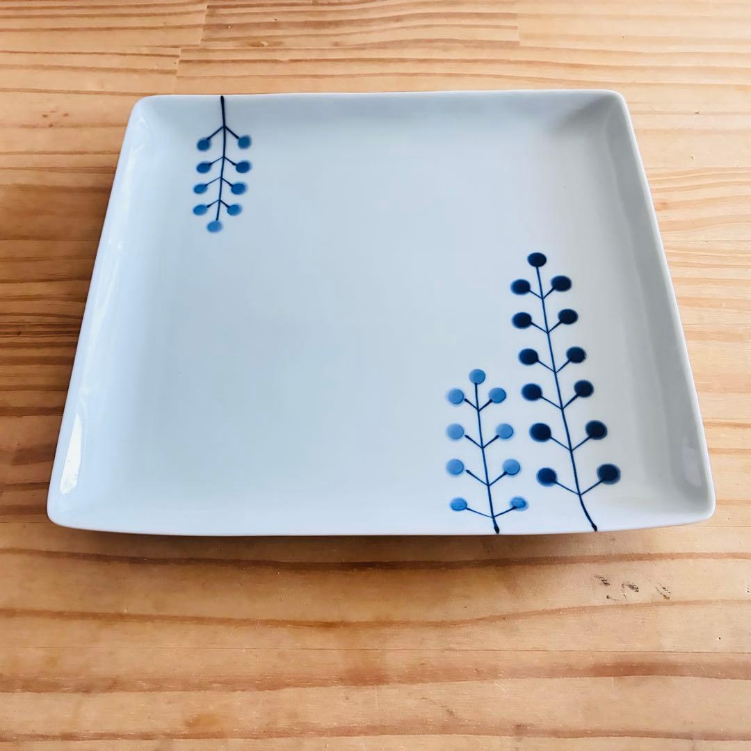 波佐見焼　角皿4枚　未使用品