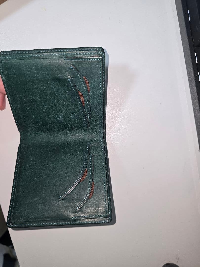 Integral 二つ折り財布 プエブロレザー ペトローリオ