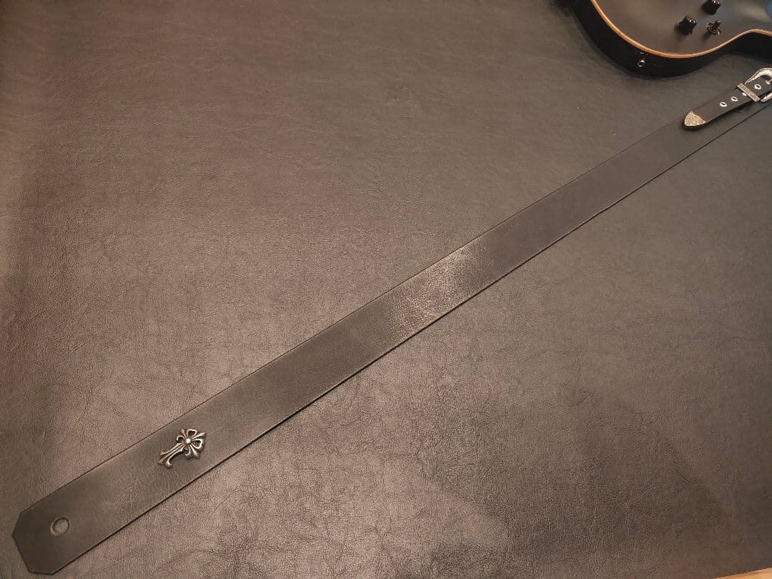 mr.madman！オーダーギターストラップ