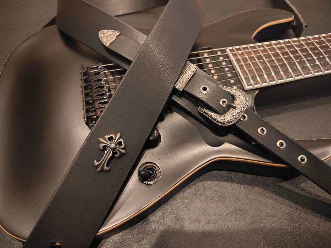 mr.madman！オーダーギターストラップ