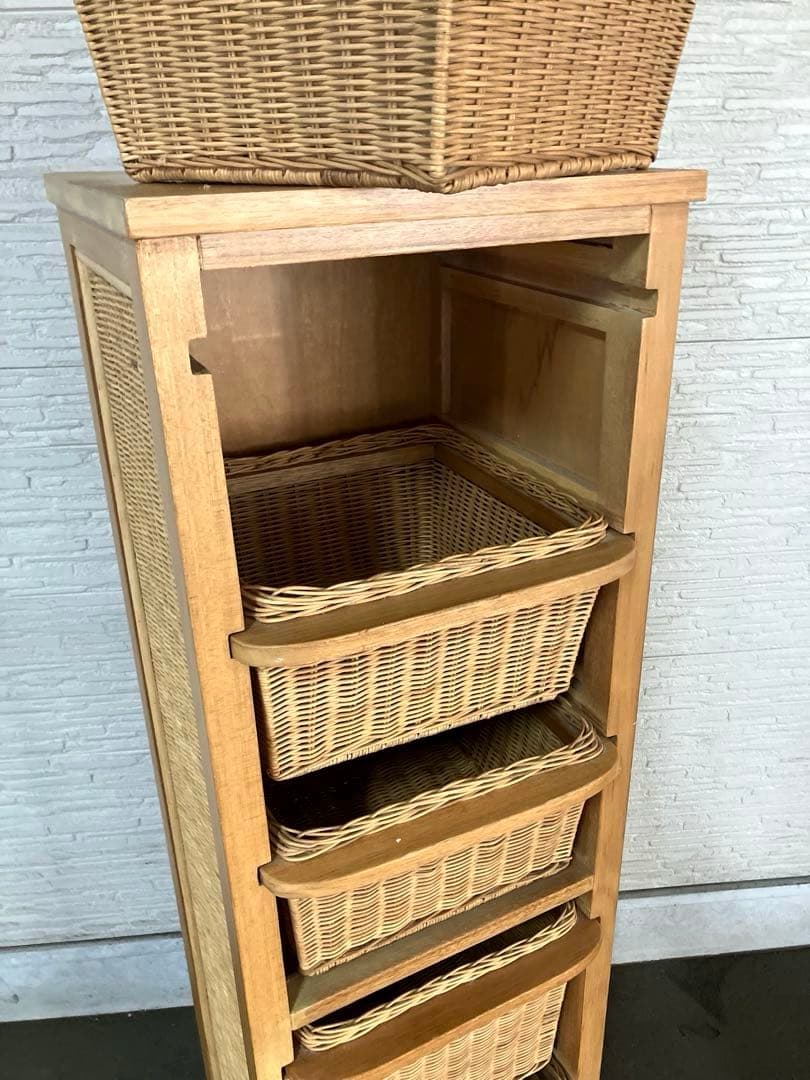 ラタンチェスト