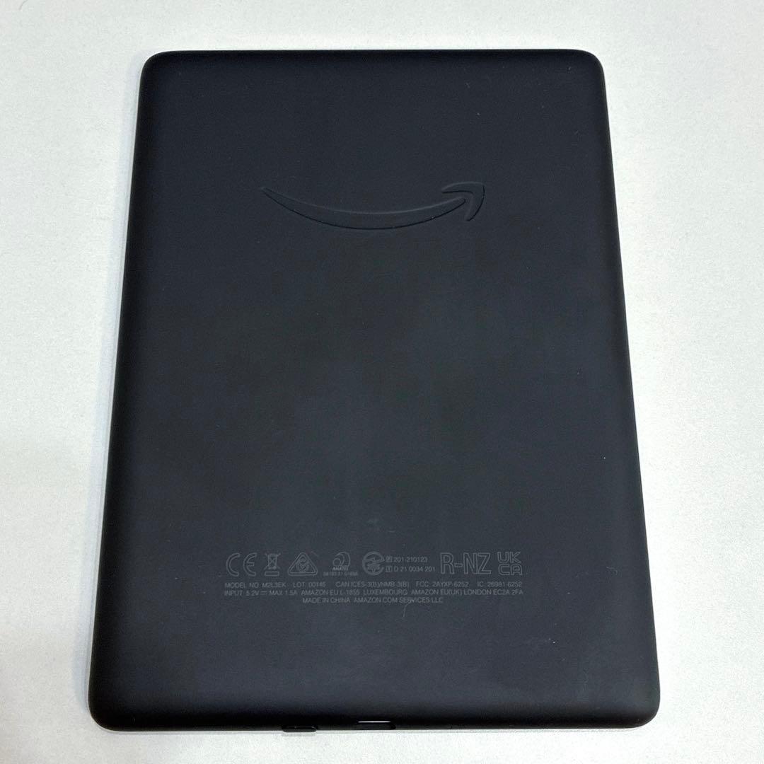 Kindle Paperwhite 11世代 8GB 広告なし カバー付き