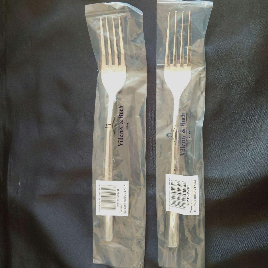 ビレロイ＆ボッホ　スクエアプレート　セラ　2枚　フォーク　ピエモント　2本