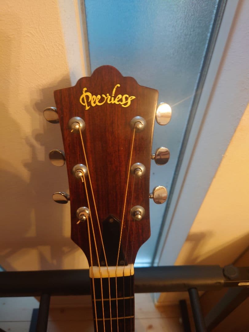 Guildタイプ！Peerless アコースティックギター