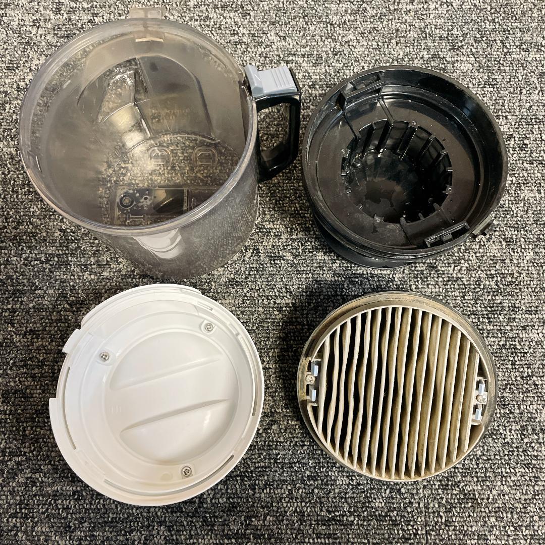 東芝　TOSHIBA 掃除機　VC-CF21A-W ホワイト 22年製