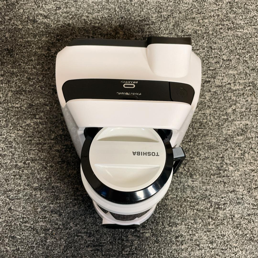 東芝　TOSHIBA 掃除機　VC-CF21A-W ホワイト 22年製