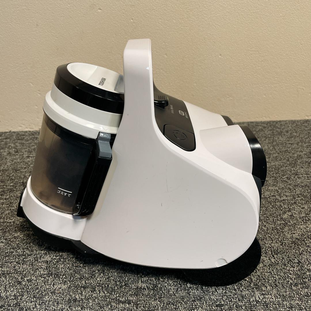 東芝　TOSHIBA 掃除機　VC-CF21A-W ホワイト 22年製