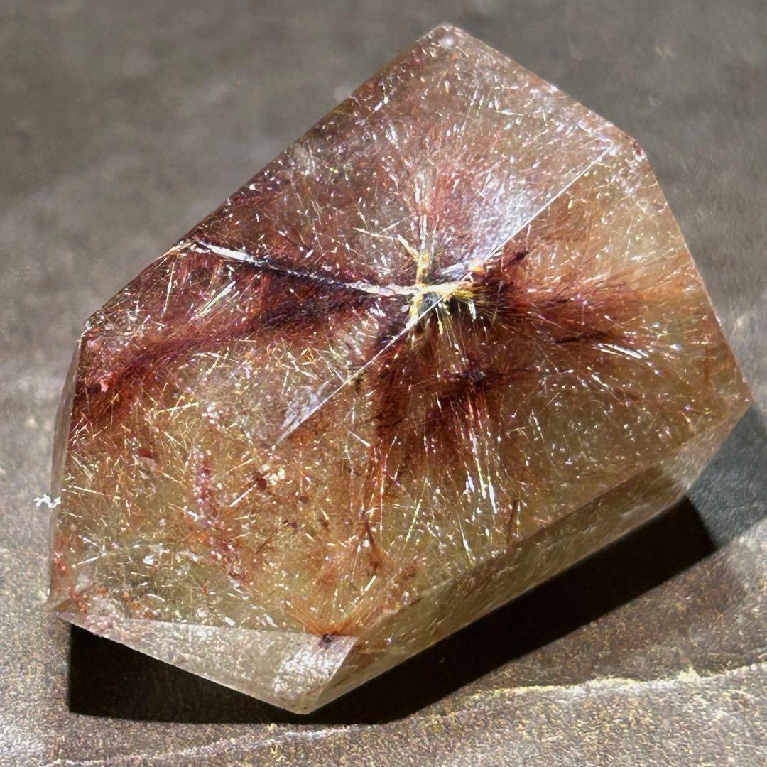 ⭐️別格高級品！プラチナ　レッド　シルバー　ルチル　原石　六角柱　福財龍王秘宝⑥