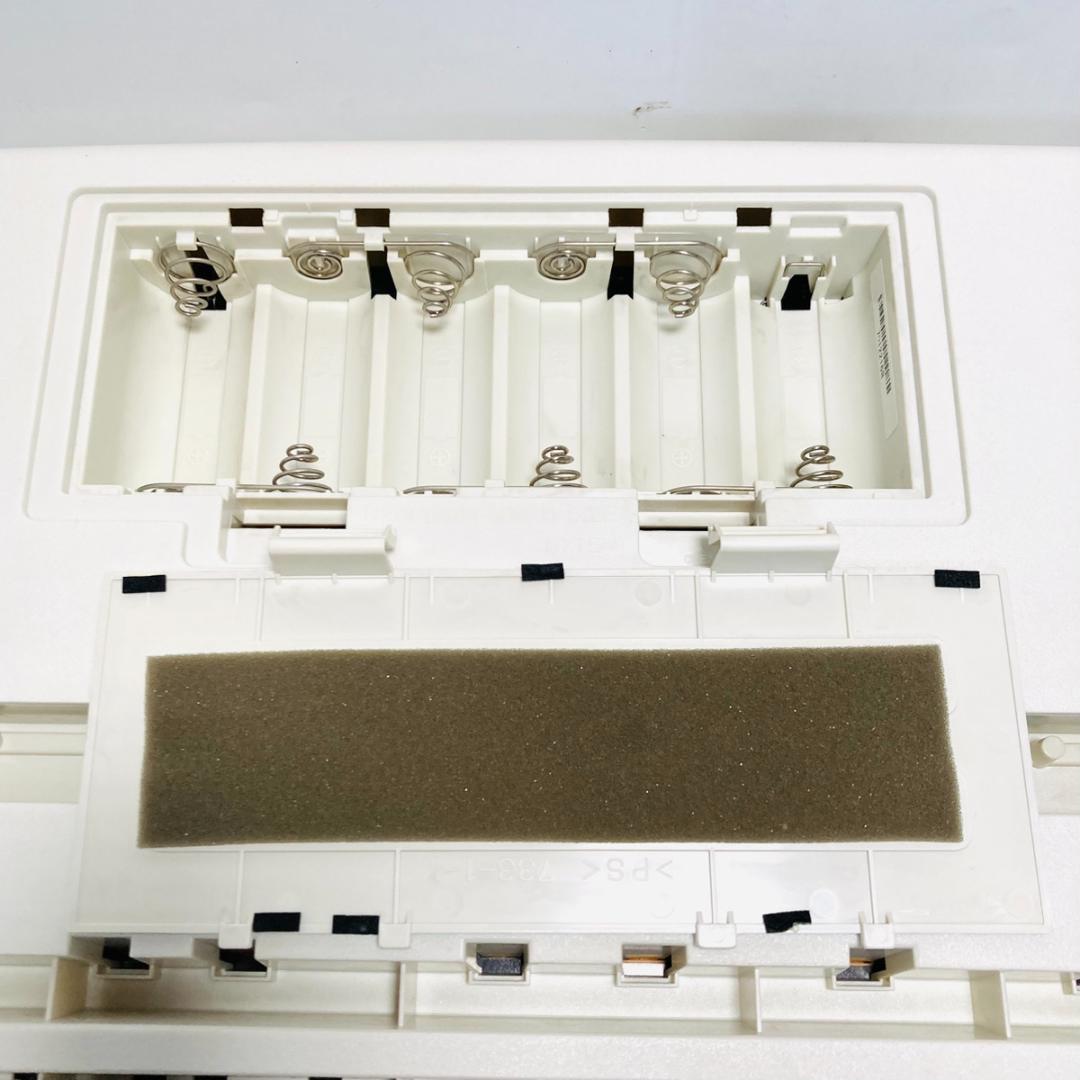 Casio カシオ 光ナビゲーションキーボード LK-207　61鍵盤