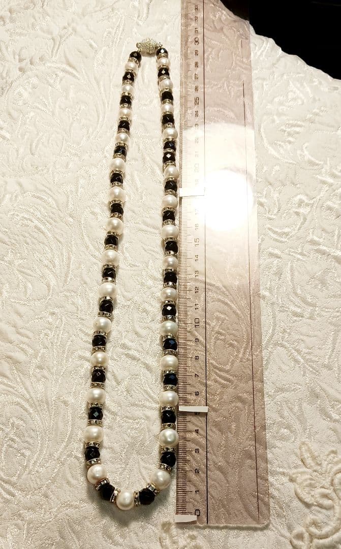淡水真珠とオニキスのロングネックレス