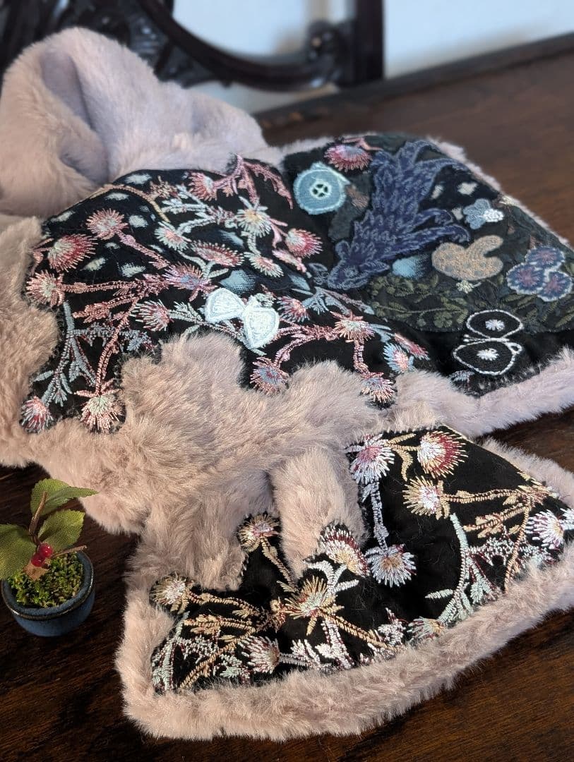 松の内価格❗️《ガレ調Wolf＆flower》古布藍染　PJC　ミナ　ティペット