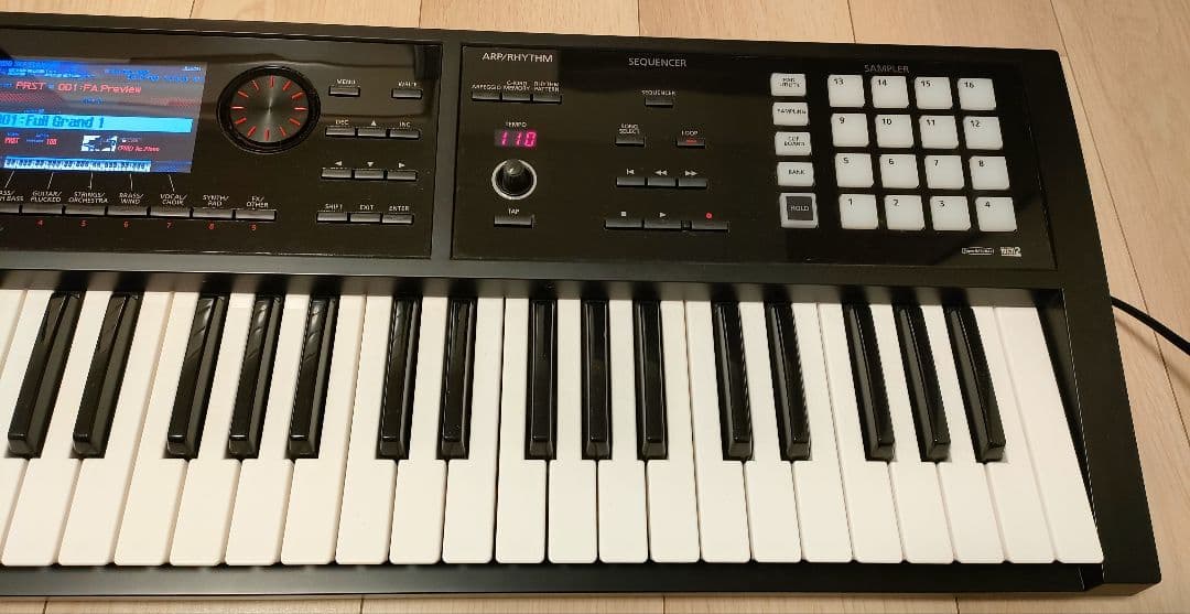 鍵盤楽器 Roland FA-06 Music Workstation
