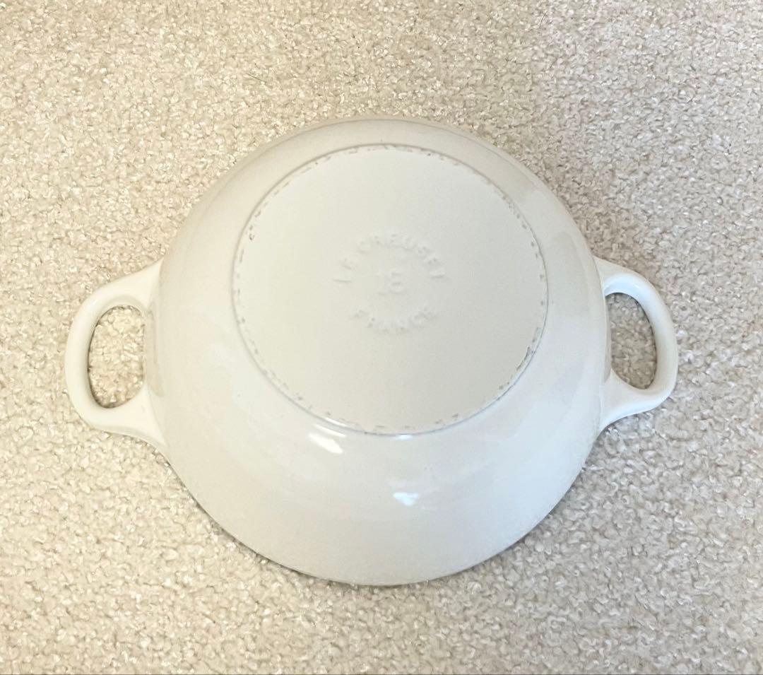 n*i様 ほぼ新品★Le Creuset マルミット18cmホワイト白系 両手鍋