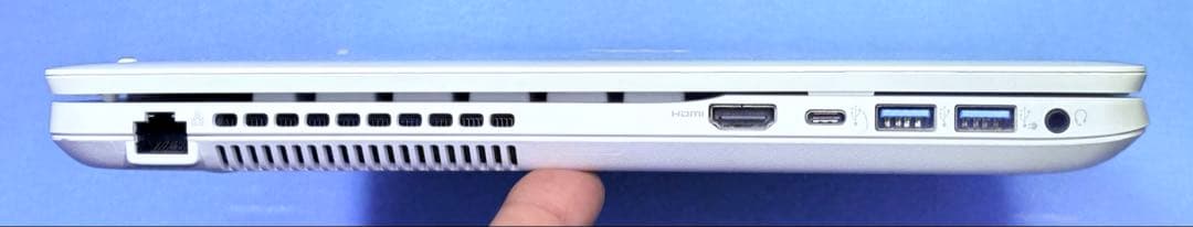 Windows11富士通ノートパソコン 高音質スピーカー搭載SSD &メモリ増強