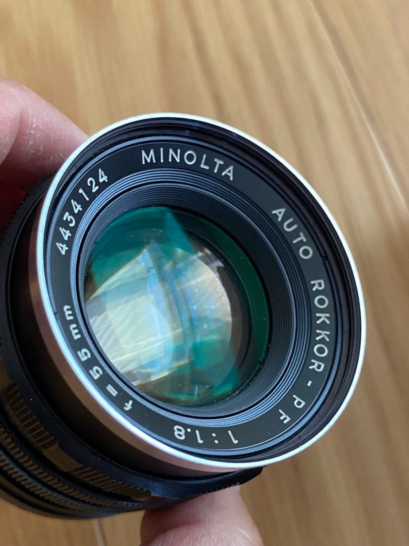 パナソニック　Lumix G 1赤+ ミノルタ　50㍉　70-210㍉　動作品