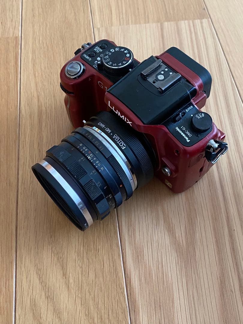 パナソニック　Lumix G 1赤+ ミノルタ　50㍉　70-210㍉　動作品