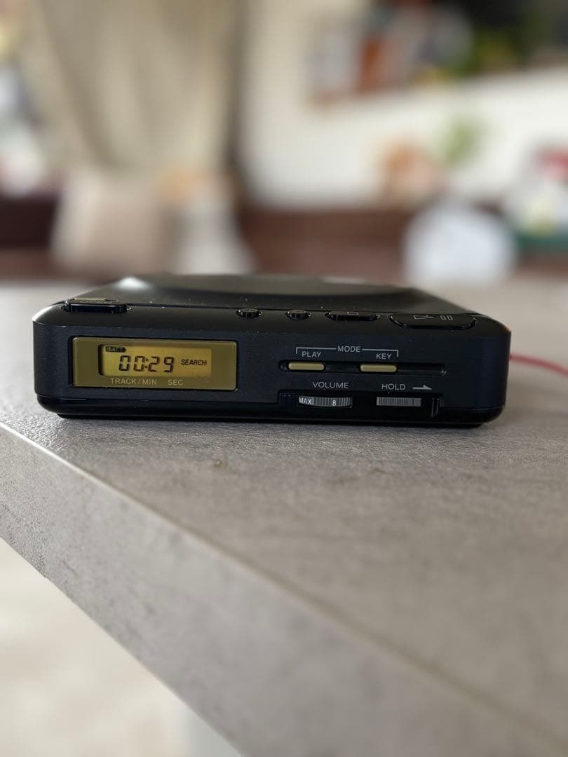 動作確認済　SONY Discman ポータブルCDプレーヤー D-20 日本製