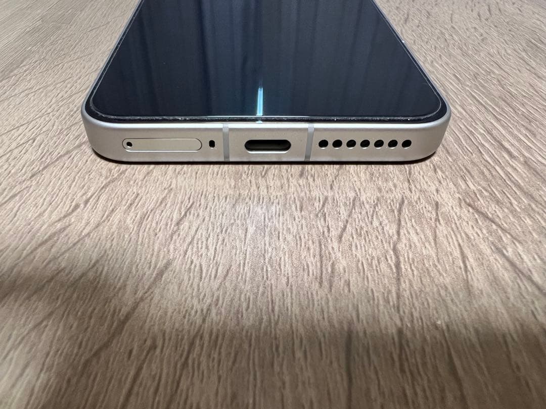 Xiaomi15 512GB ホワイト 国内版 箱ケーブル付属品有