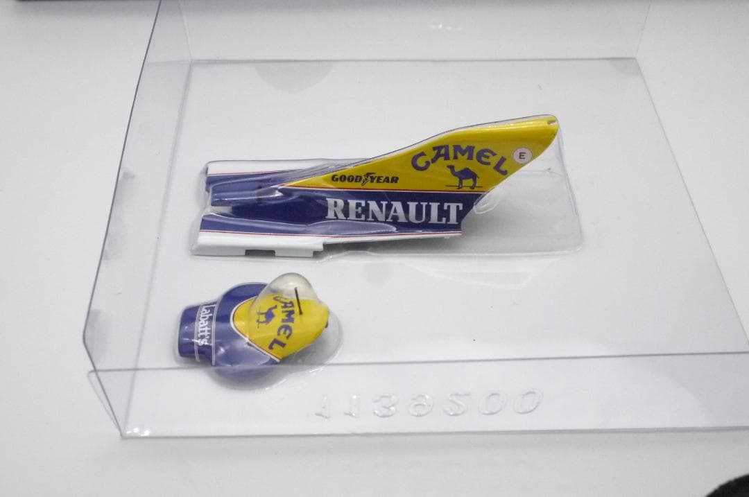 1/18 ウィリアムズ FW14B キャメル N.マンセル チャンピオン