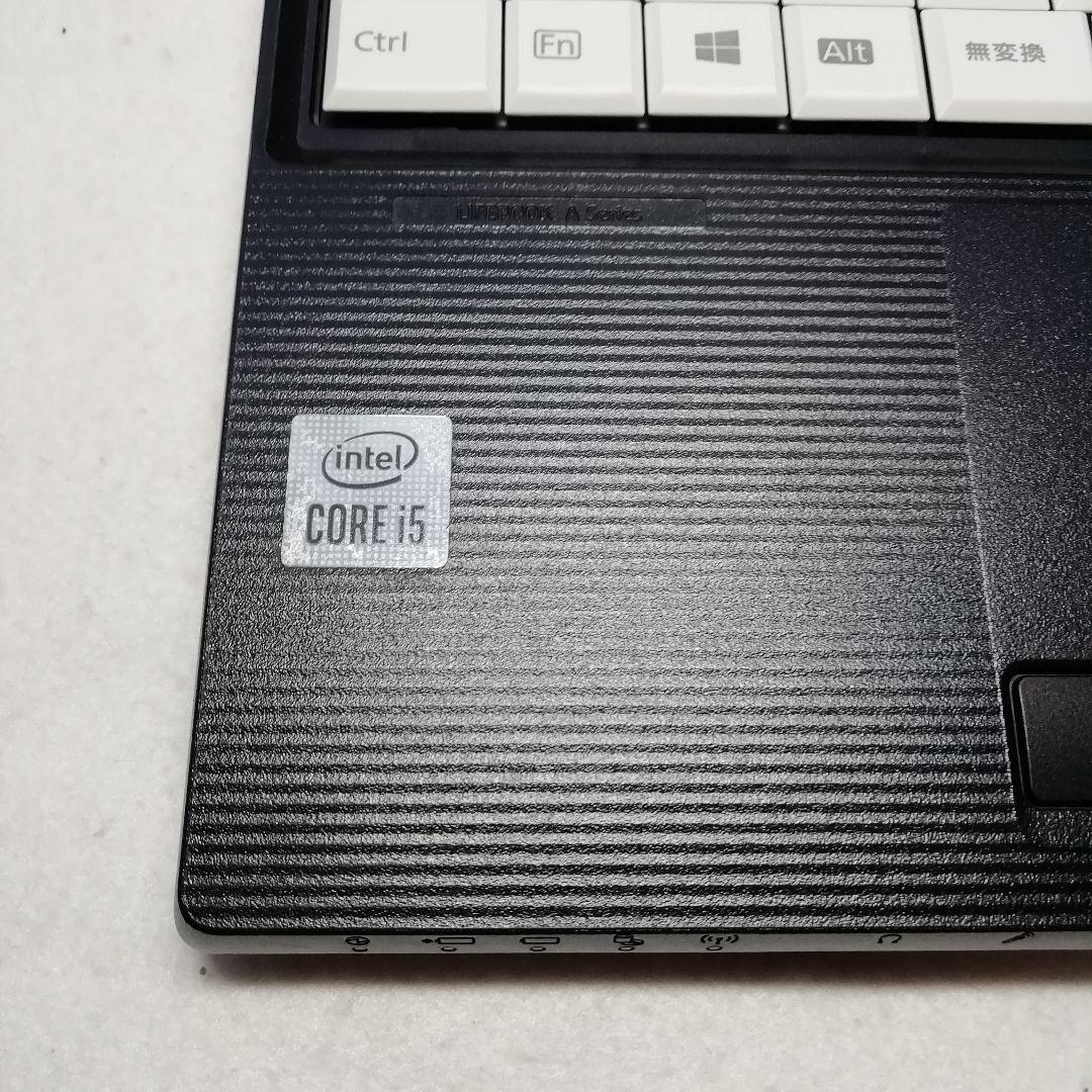 富士通　LIFEBOOK A5510/FX　16GB　SSD 　ノートPC　中古