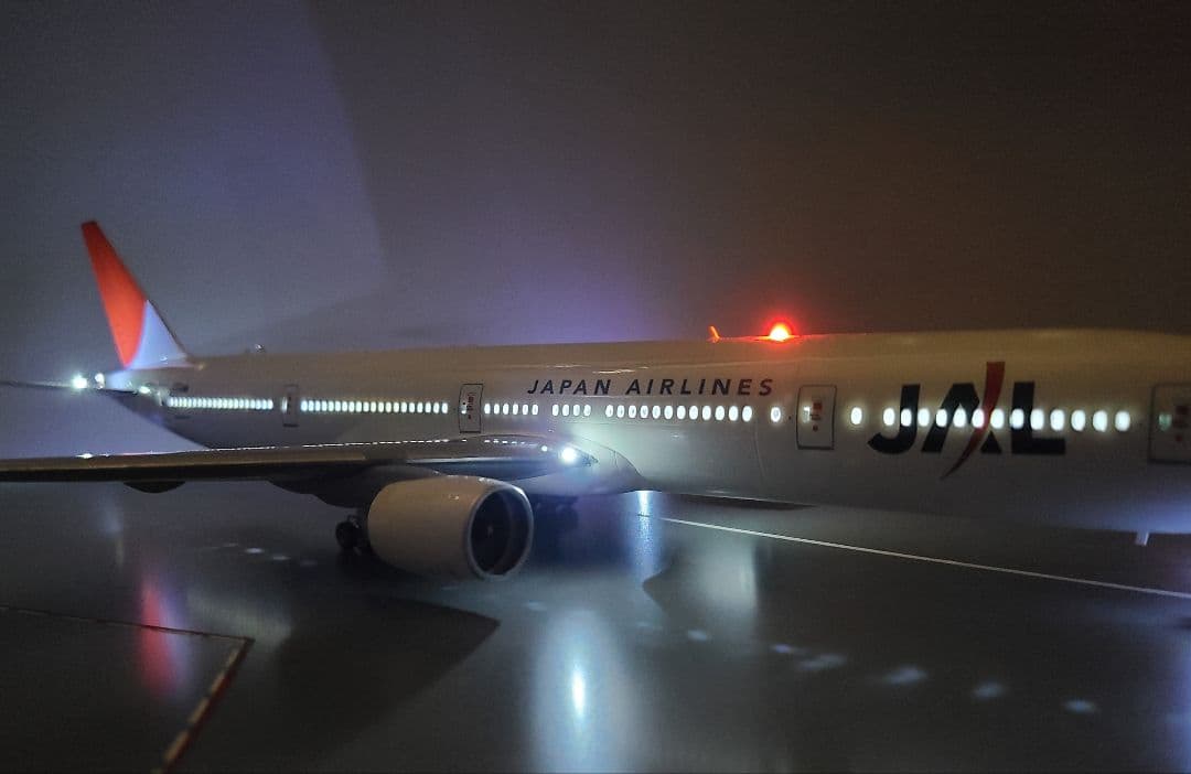 JAL BOEING 777-300 LED仕様完成品