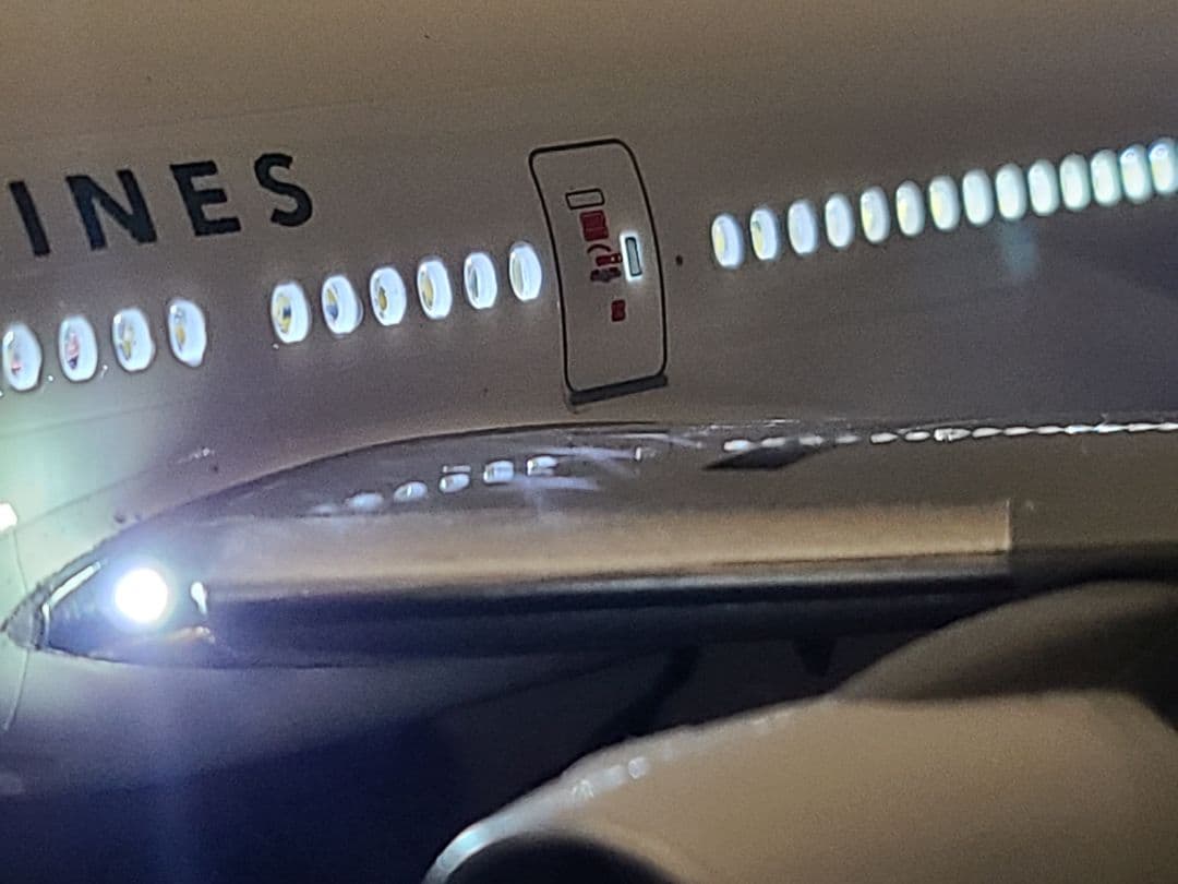 JAL BOEING 777-300 LED仕様完成品