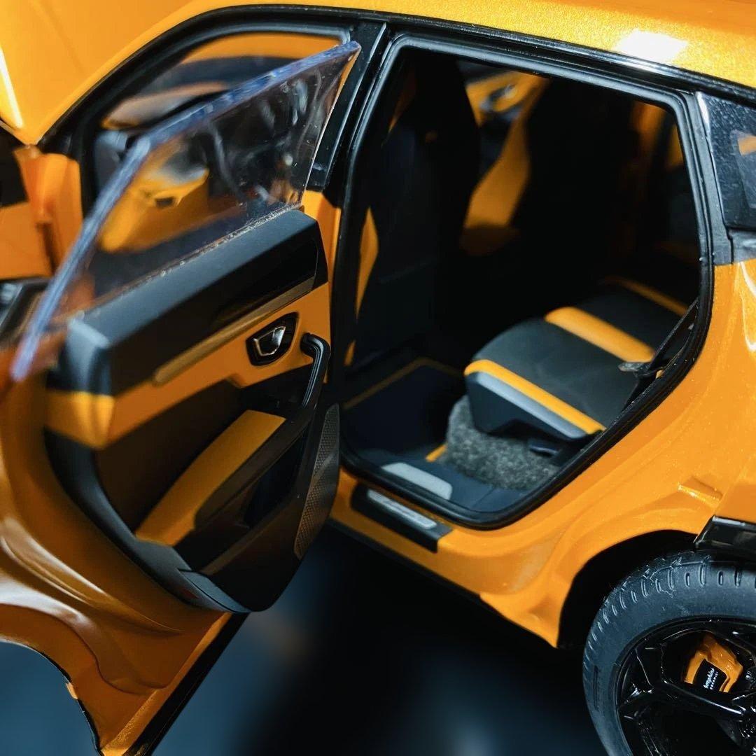 AUTOart 1/18 ランボルギーニ ウルス イエロー