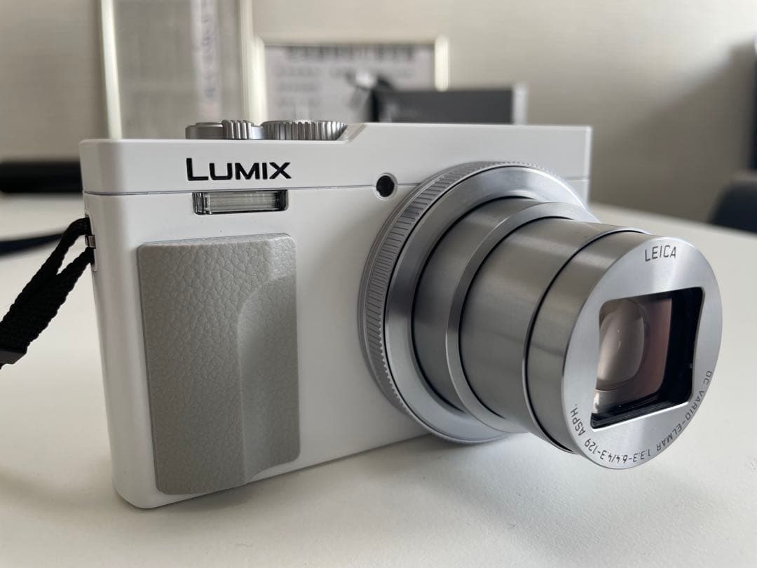 LUMIX DC-TZ99 ホワイト　Panasonic パナソニック