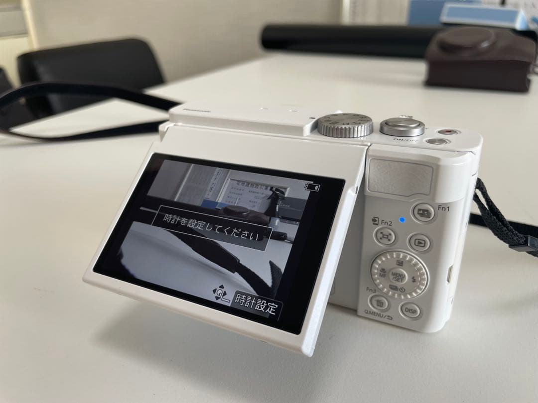 LUMIX DC-TZ99 ホワイト　Panasonic パナソニック