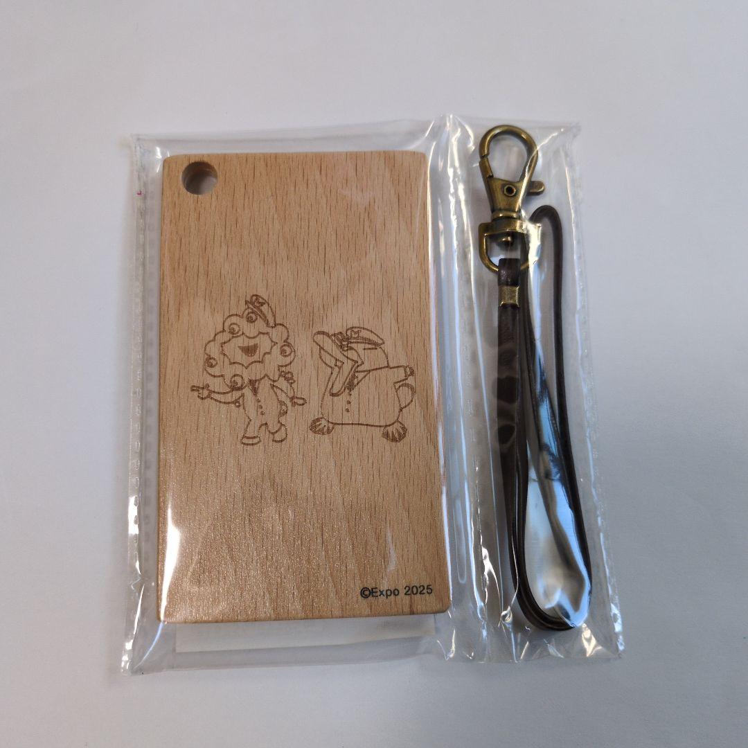万博限定 ICOCAカードとミャクミャク木製パスケースセット