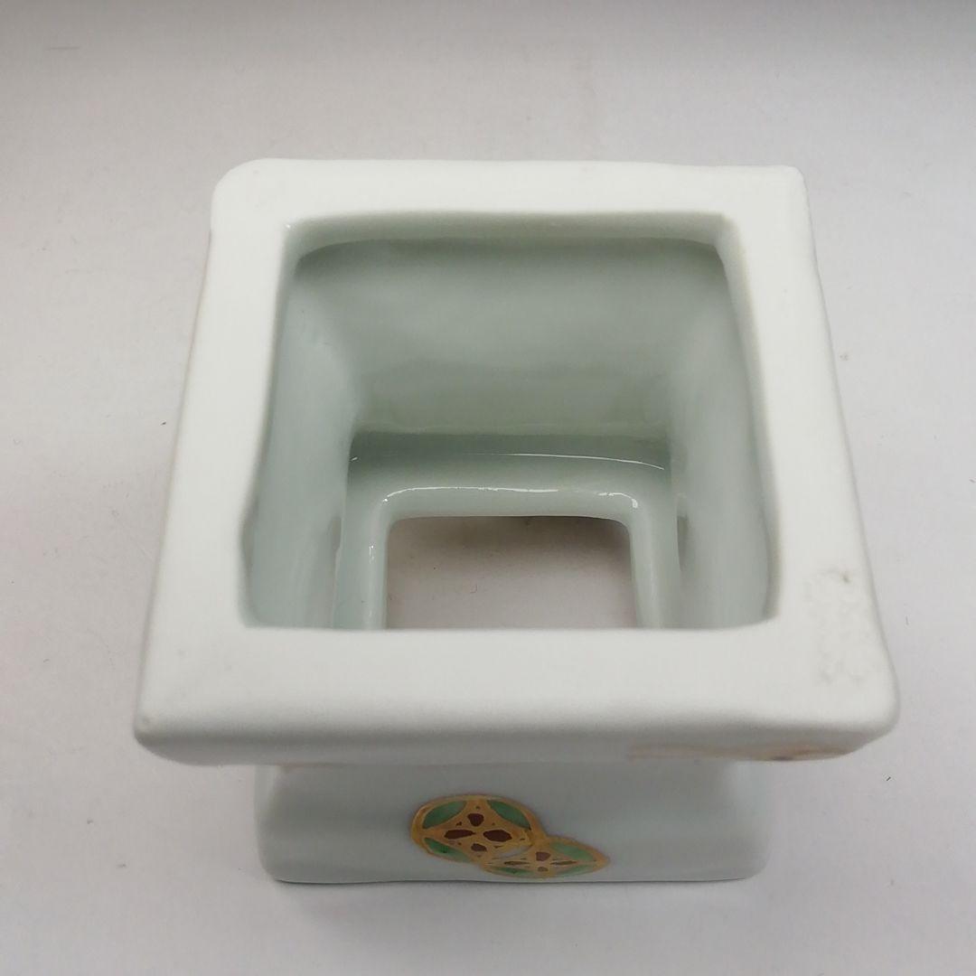 Ｗ５０　蓋置　『色絵　一閑人』『高野昭阿弥 造』　共箱　茶道具