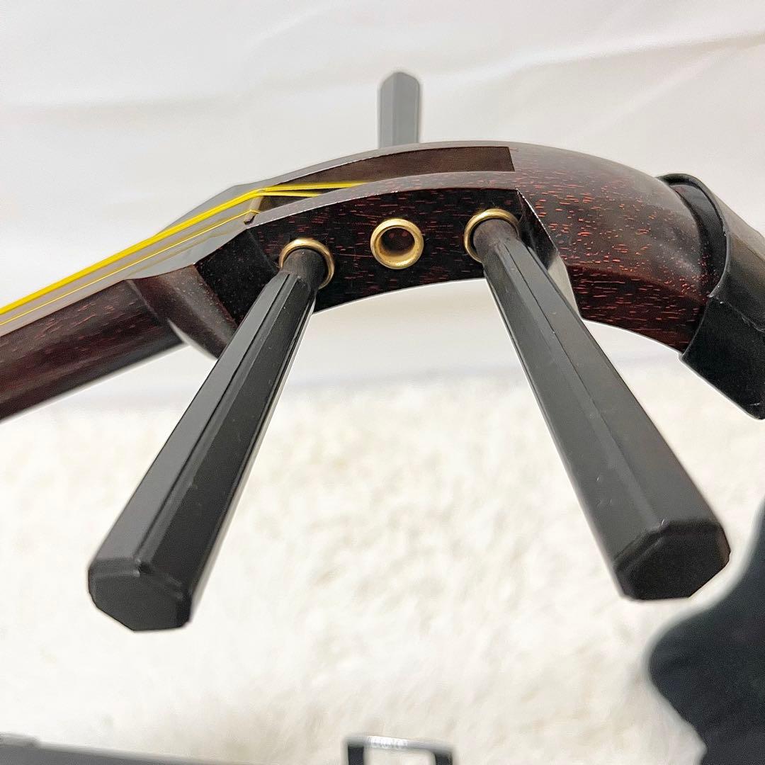 【美品】 紅木 中棹三味線 棹幅約2.5cm ハードケース付 音出し確認済み