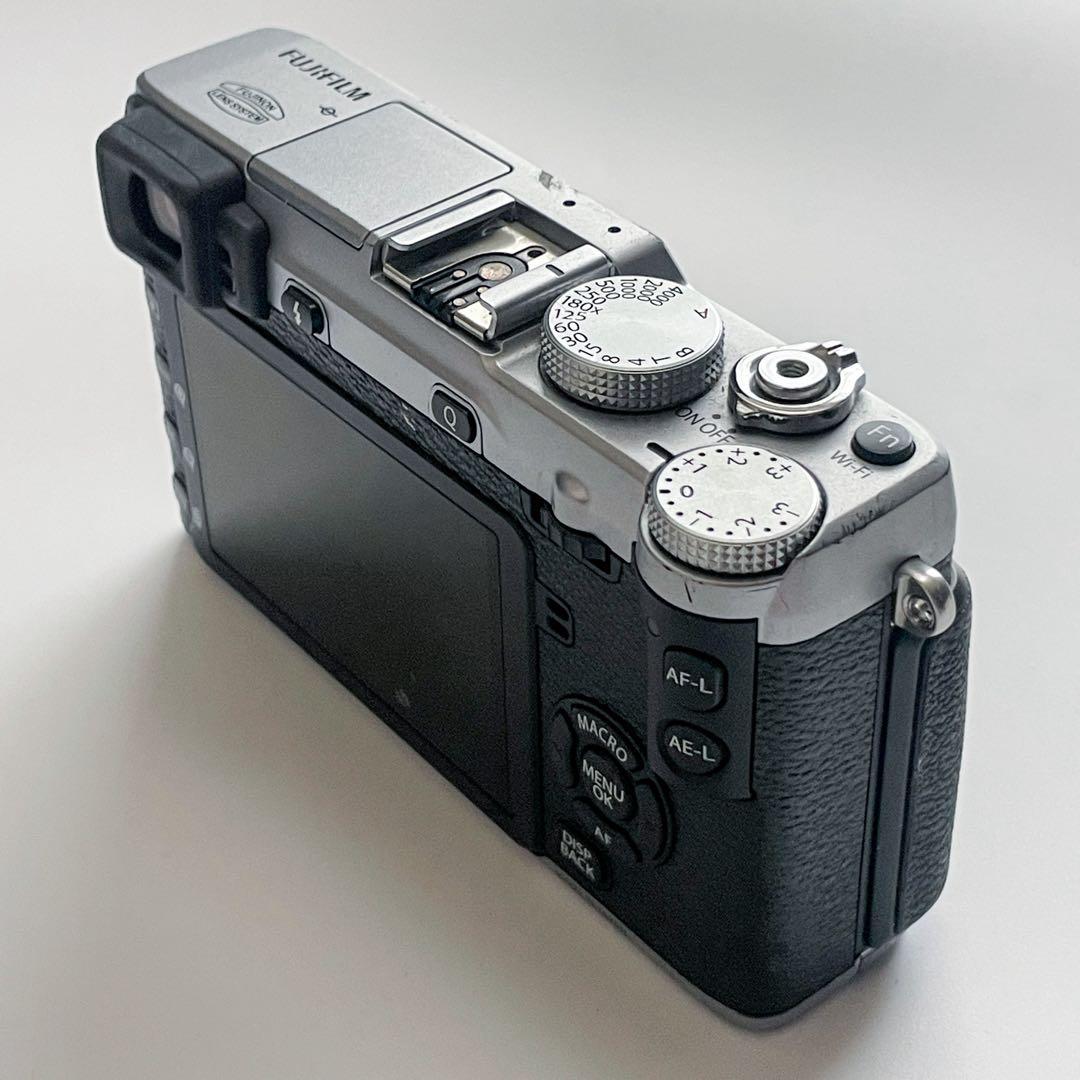 Fujifilm フジフイルム X-E2 レンズキット シルバー