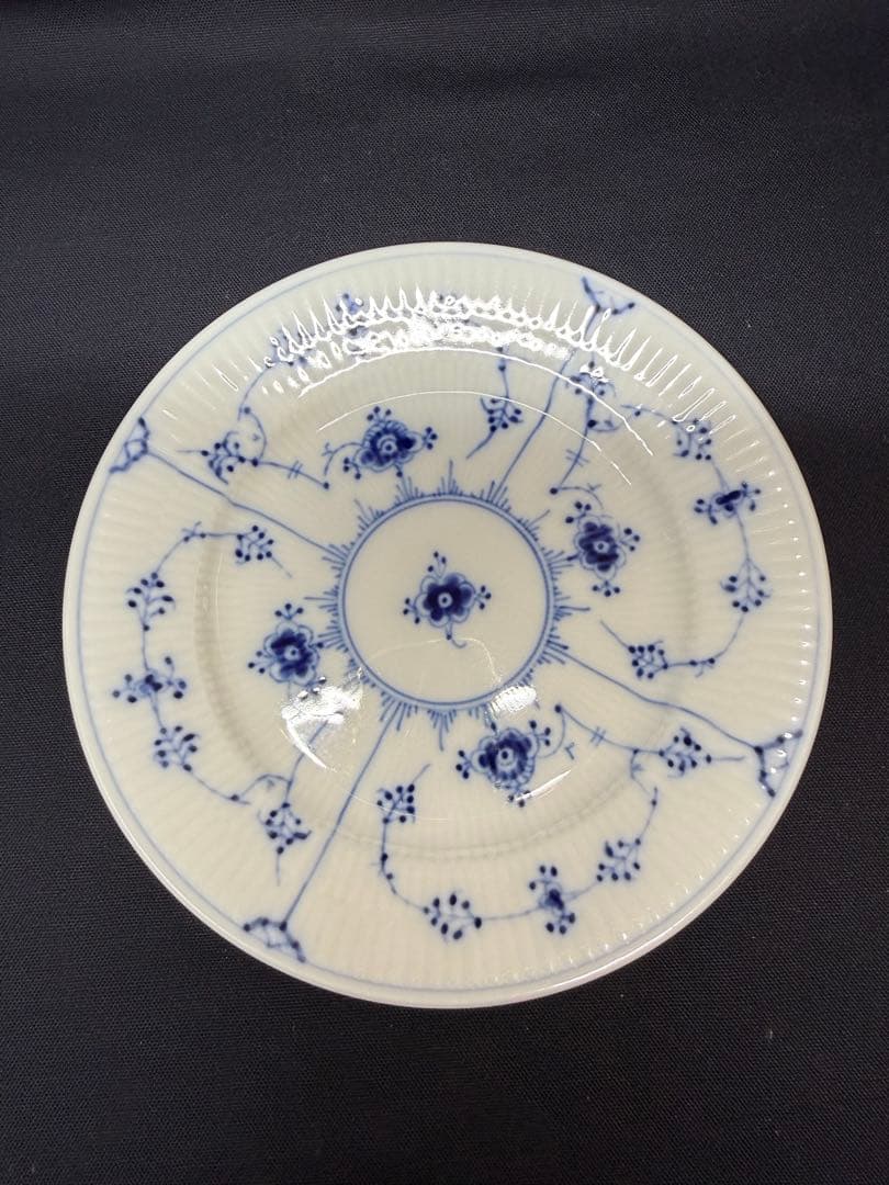 ロイヤルコペンハーゲン ブルーフルーテッド　プレーン15.6cm2枚