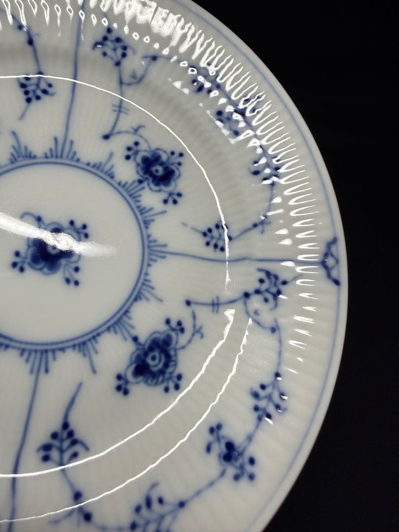 ロイヤルコペンハーゲン ブルーフルーテッド　プレーン15.6cm2枚