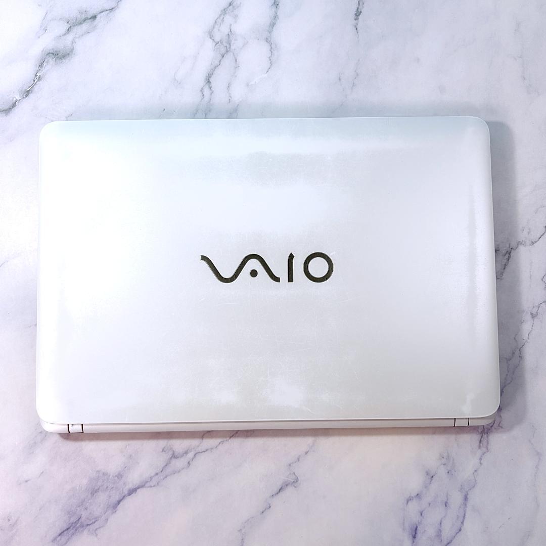 【限定価格】バイオ！カメラ・DVDマルチ・ホワイト ノートパソコン Win11